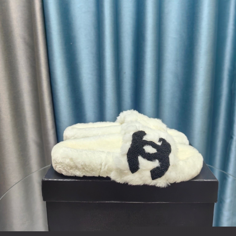Ch*el slippers